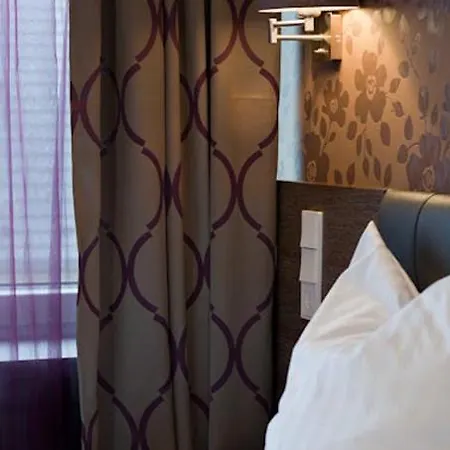 Metropol-rooms 3* Dusseldorf
